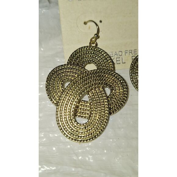 Its Sense Women's Pierced Earrings Fancy Knotted Silver Tone Dangle Drop - Picture 3 of 8